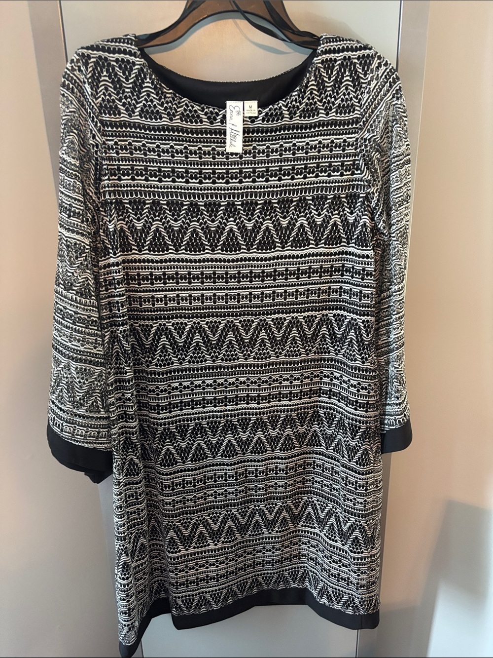 Black & White Geometric Long-Sleeve Dress Womens size medium